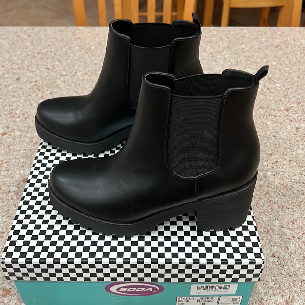 Soda Black Slip On Boots Size 6